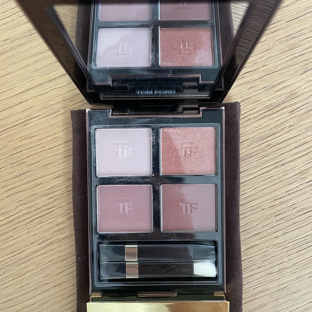TOM FORD Eye Color Quad Eyeshadow Palette_31 Sous Le Sable